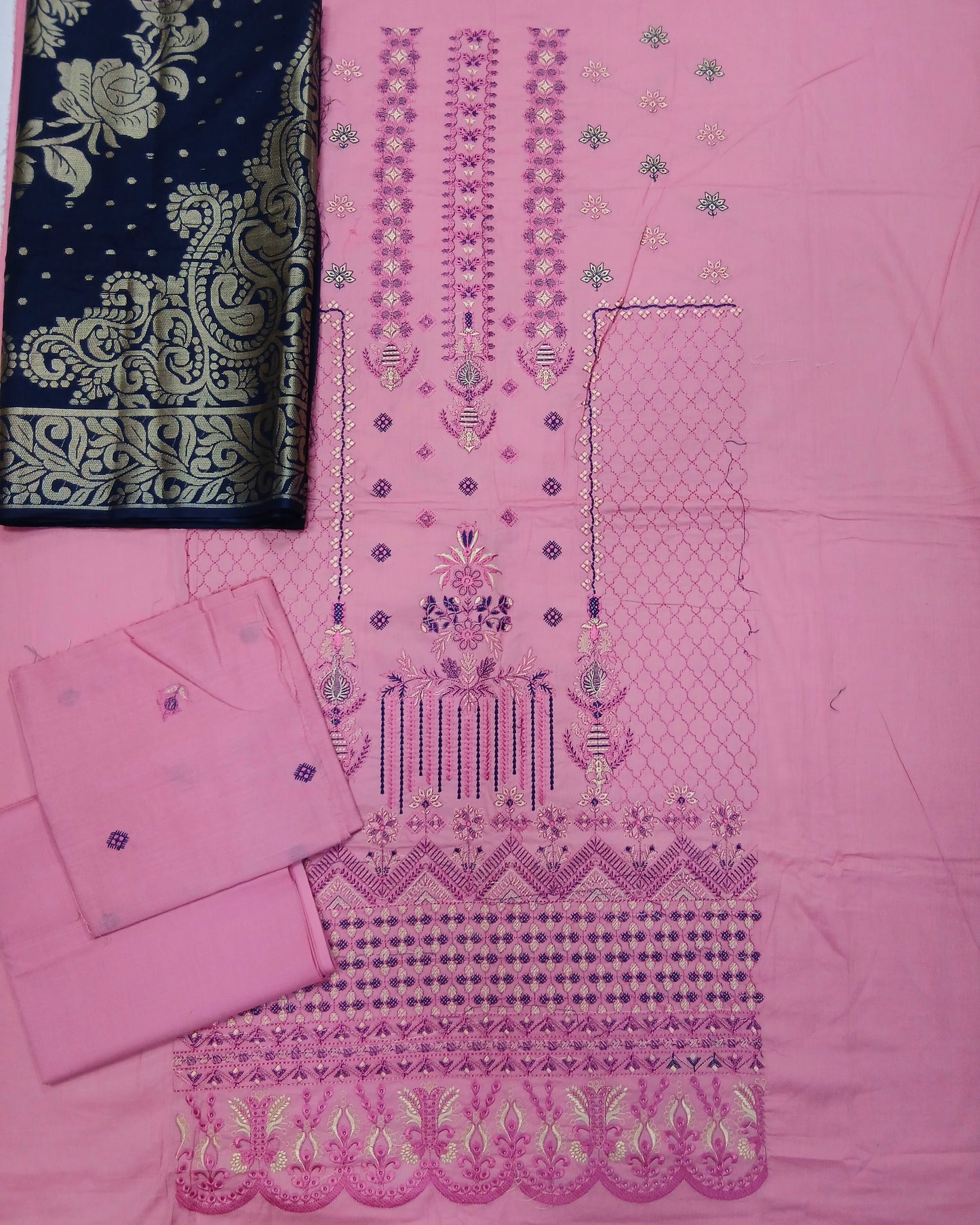 Menakari Embroidered Lawn Suit with Jacquard Dupatta – 3 Piece - Nagina Cotton Emporium