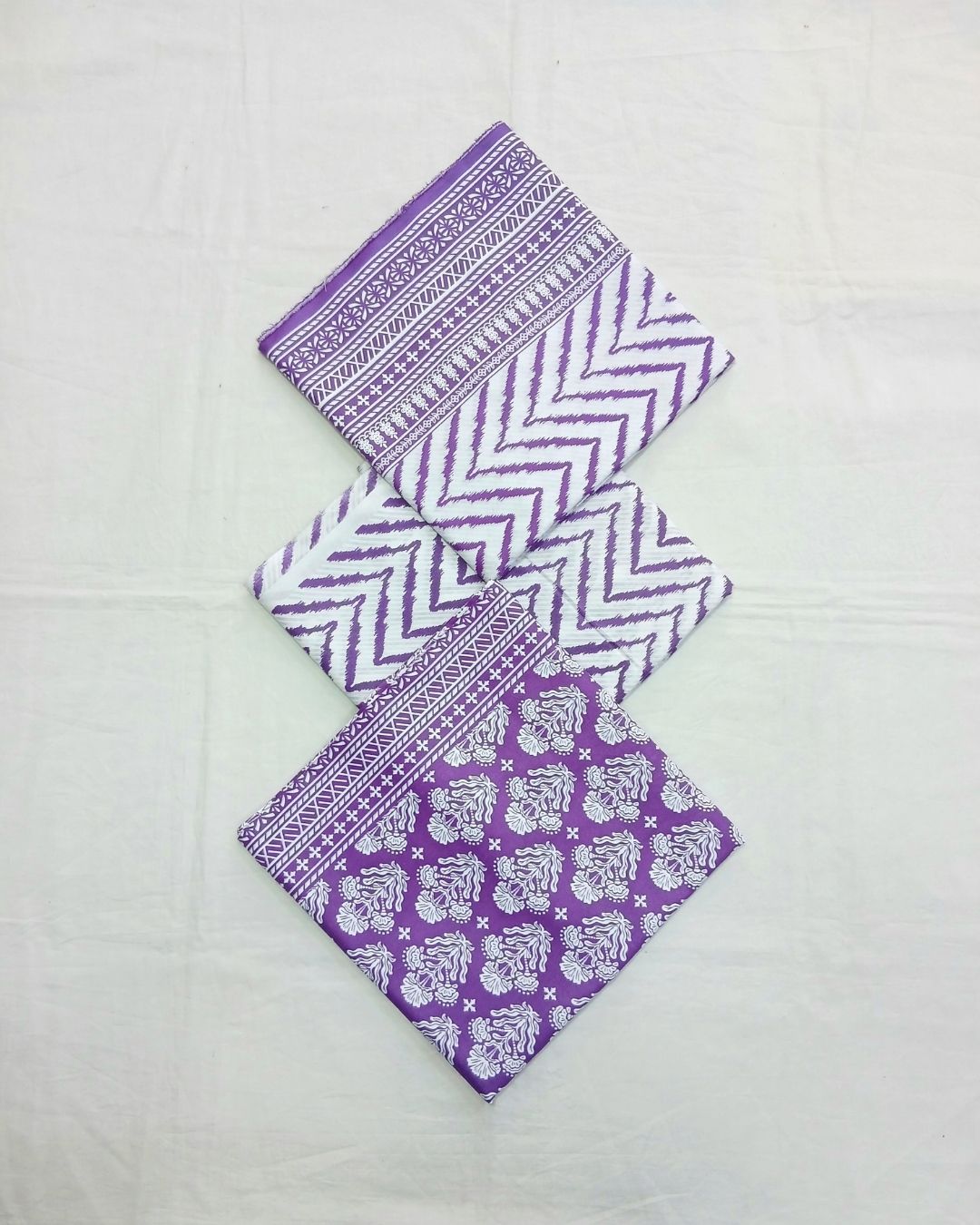 Purple and white geometric printed cotton 3pc suit by Ajwa Textiles
