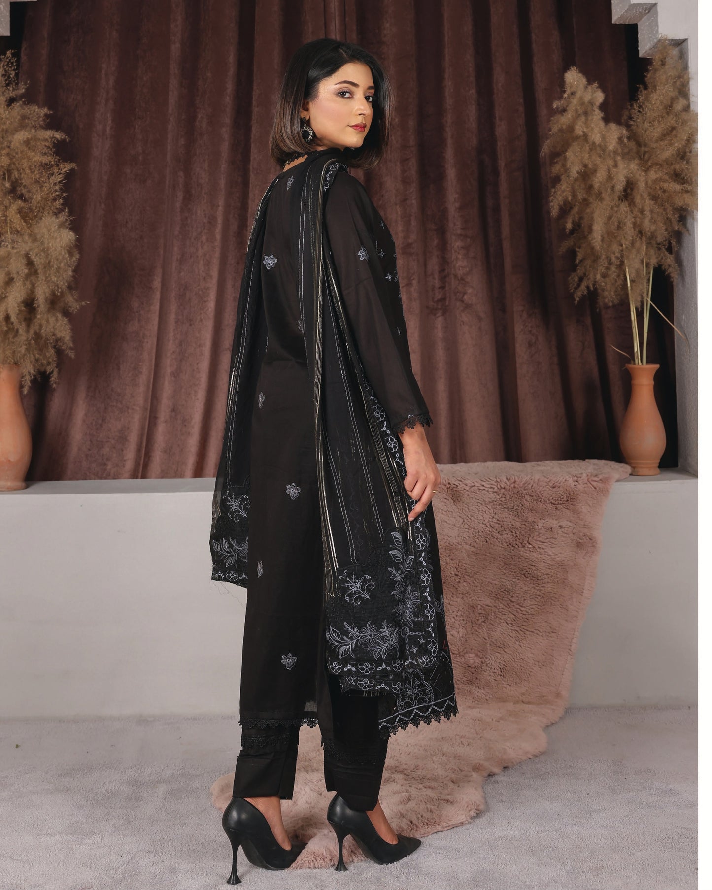 Chashni by Faria – Midnight Noir | Embroidered Lawn 3-Piece Suit