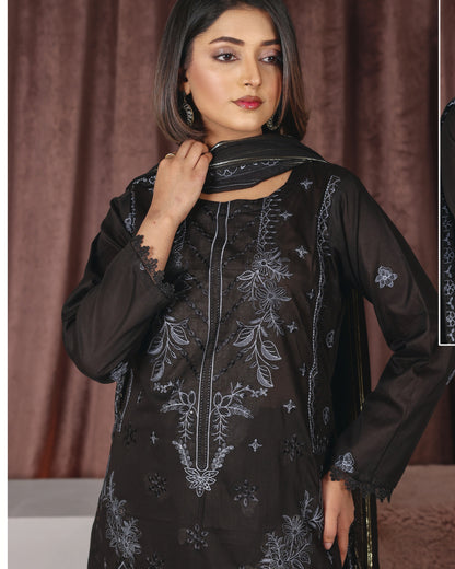 Chashni by Faria – Midnight Noir | Embroidered Lawn 3-Piece Suit