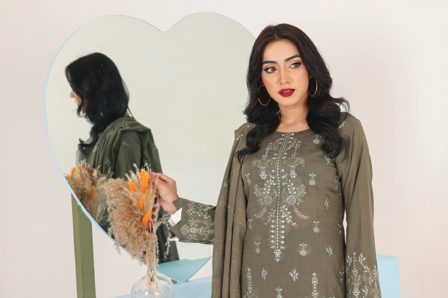 Faria Eid Ki Khushiyan Collection – Sage Serenity 3-Piece Embroidered Lawn Suit