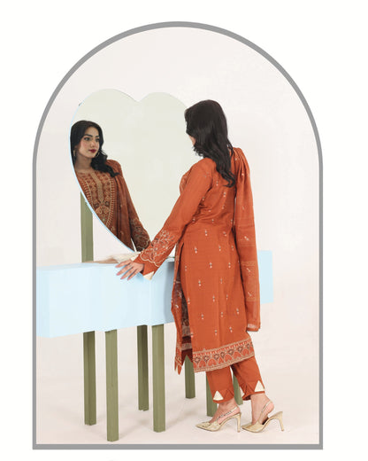 Faria Eid Ki Khushiyan Collection – Amber Glow 3-Piece Embroidered Lawn Suit