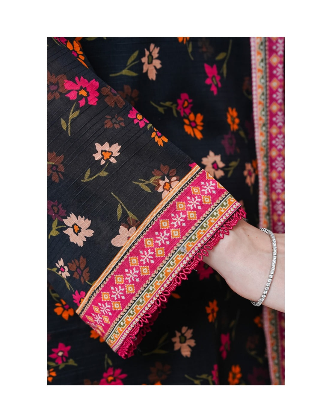 Shahkar Digital Bana Dora Lawn 3PC by VS Textiles