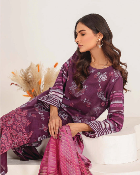 Faria Rang-e-Ronak | 3pc Unstitched Embroidered Lawn – Purple Plum