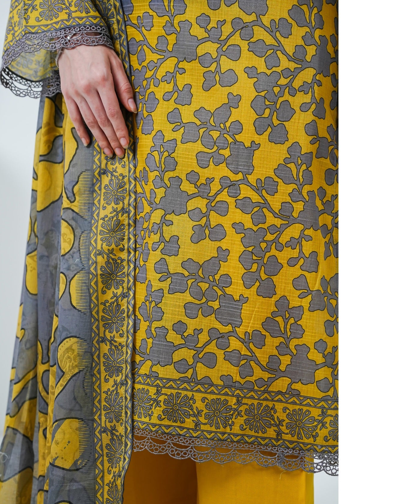 Shahkar Digital Bana Dora Lawn 3PC by VS Textiles