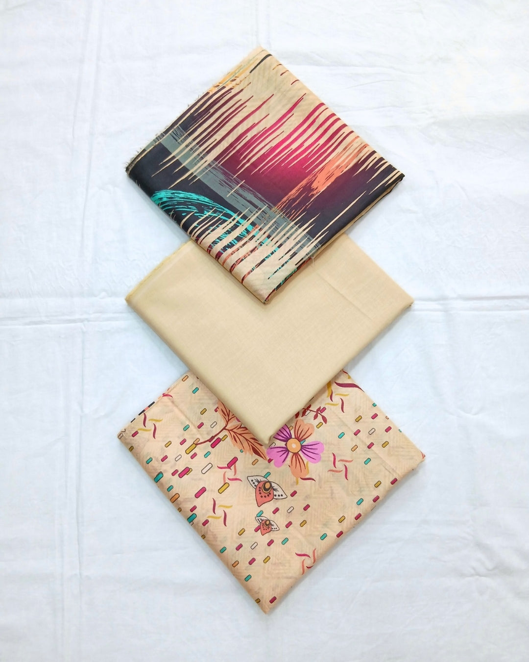 Hina Digital Lawn – 3 Piece Unstitched