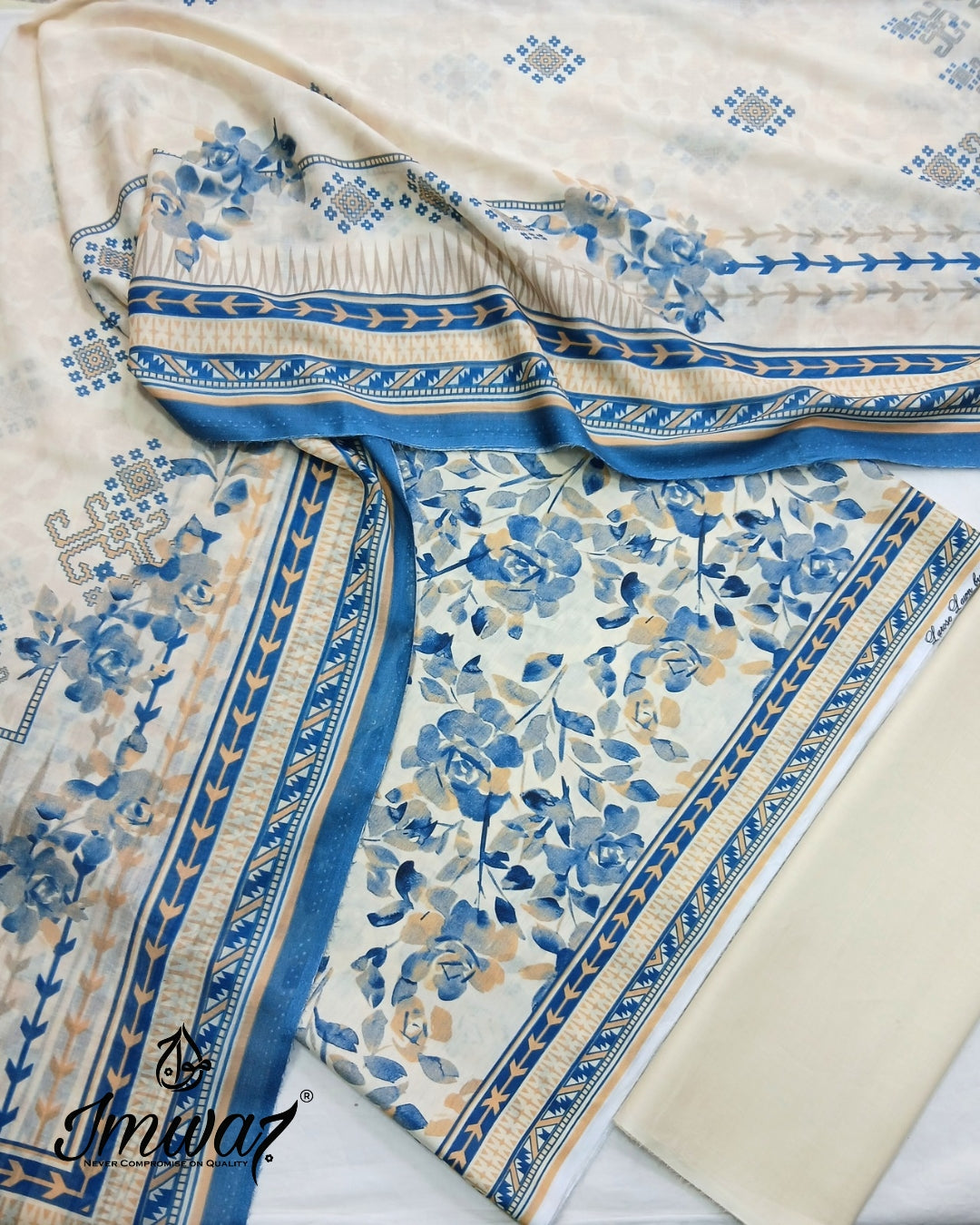 Larose Digital Lawn 3PC by Imwaj