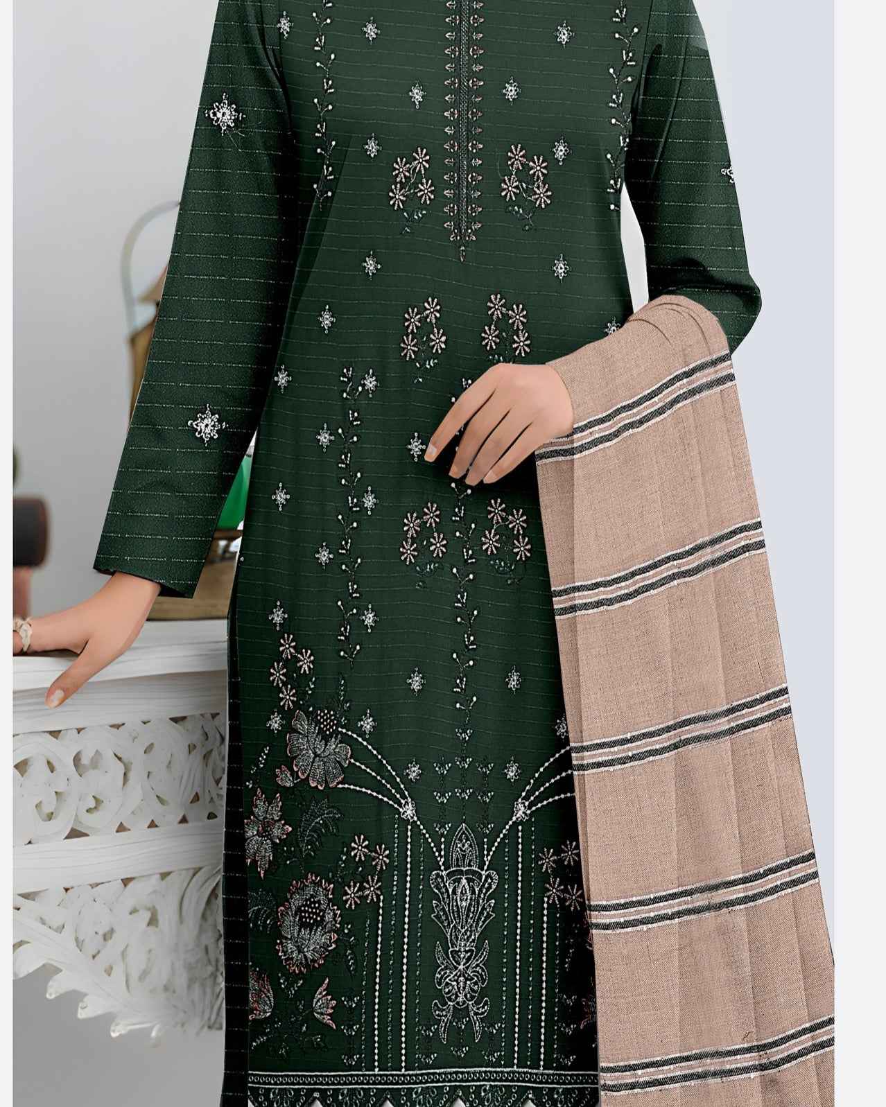 Queen Bana Dora Dhanak Embroidered 3Piece Suit by Faria