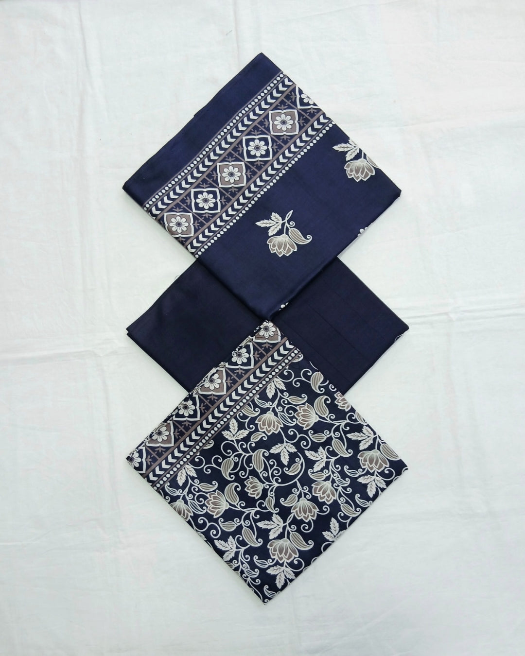 Navy blue floral printed cotton 3pc suit by Ajwa Textiles