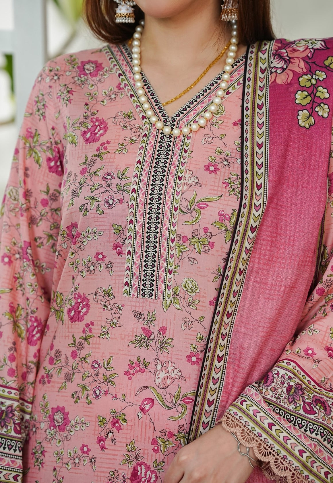 Daman Exclusive Lawn D-736