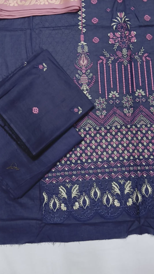 Menakari Embroidered Lawn Suit with Jacquard Dupatta – 3 Piece
